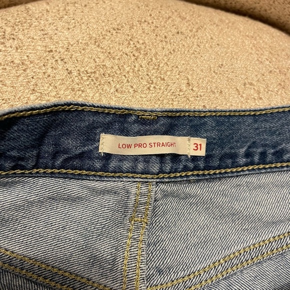 Levi’s Low Pro Straight Jeans - Picture 4 of 4